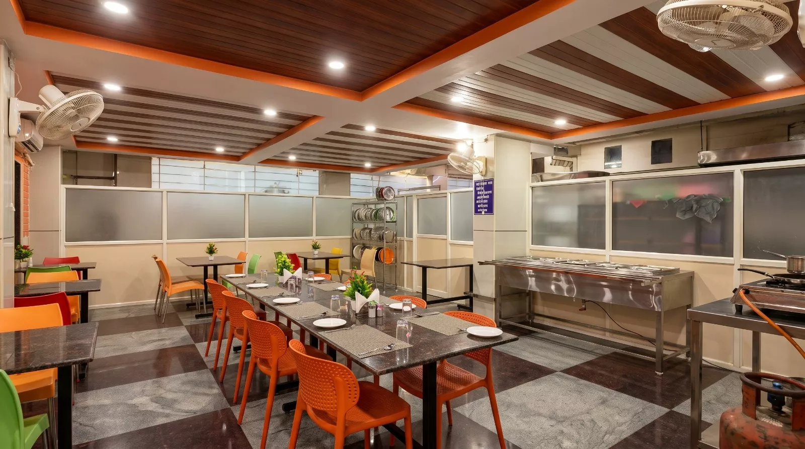 Dining hall at Seasons PG